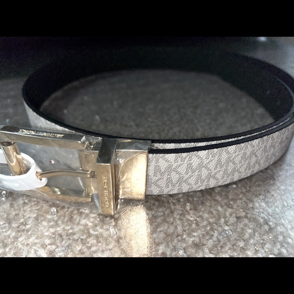 Michael Kors Reversible Belt